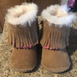 Uggs Infant 2/3