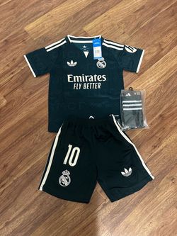 Kids Real Madrid Away Uniform