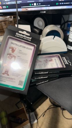 GradedGuard Labyrinth Limited Edition