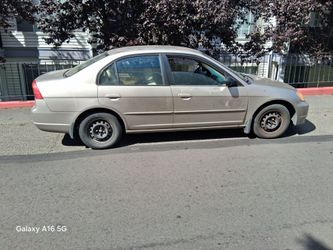 Honda civic  2001 211,000 miles