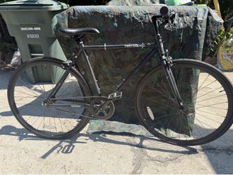 Retrospec Harper Fixie Bike - Single Speed *Used*