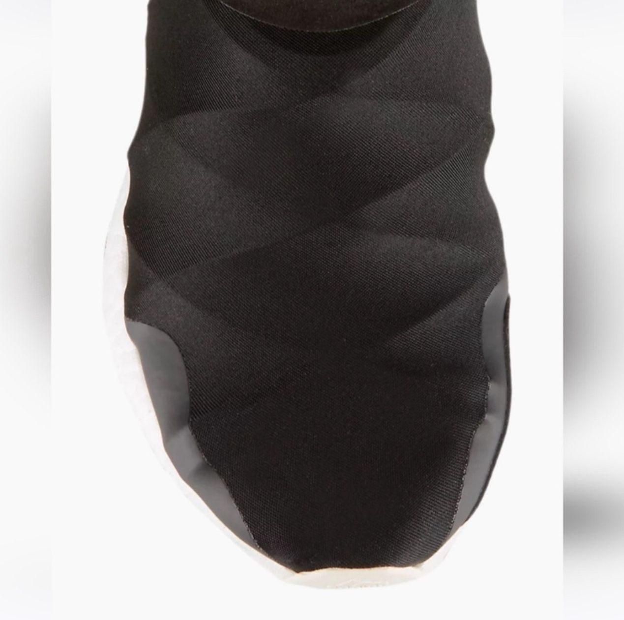NWT Adidas Y-3 Ultraboost 22 Black/White Men's Sneakers Sz.6.5/Women 8.5