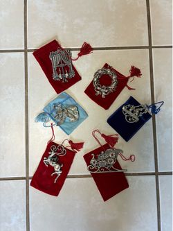 Vintage Pewter Christmas Ornament Lot w/ Velvet Pouches (2001–2008) – Holiday Collectibles
