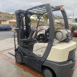 Crown C5 Forklift - 5,000 Lbs Capacity