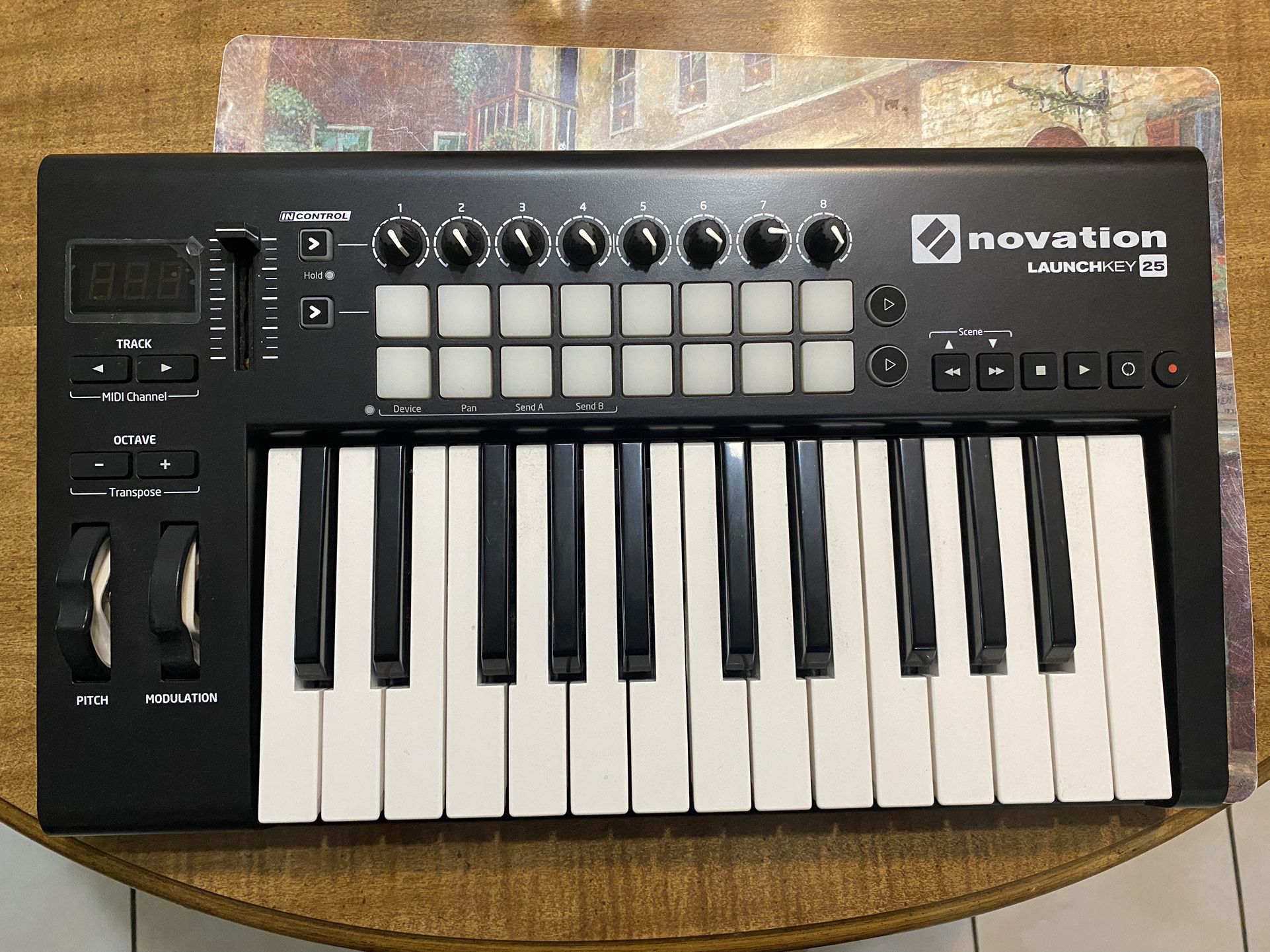 Novation launchkey 25 MIDI Keyboard