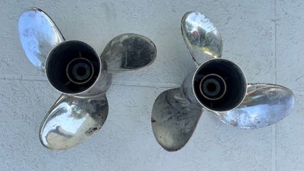Yamaha 14 7/8 X 21-M LH & RH Stainless Pair Propeller Props 21m Counter Standard