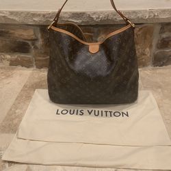 AUTHENTIC LV LOUIS VUITTON DELIGHTFUL MM HOBO SHOULDER BAG W/ DUSTBAG for  Sale in Lake Villa, IL - OfferUp