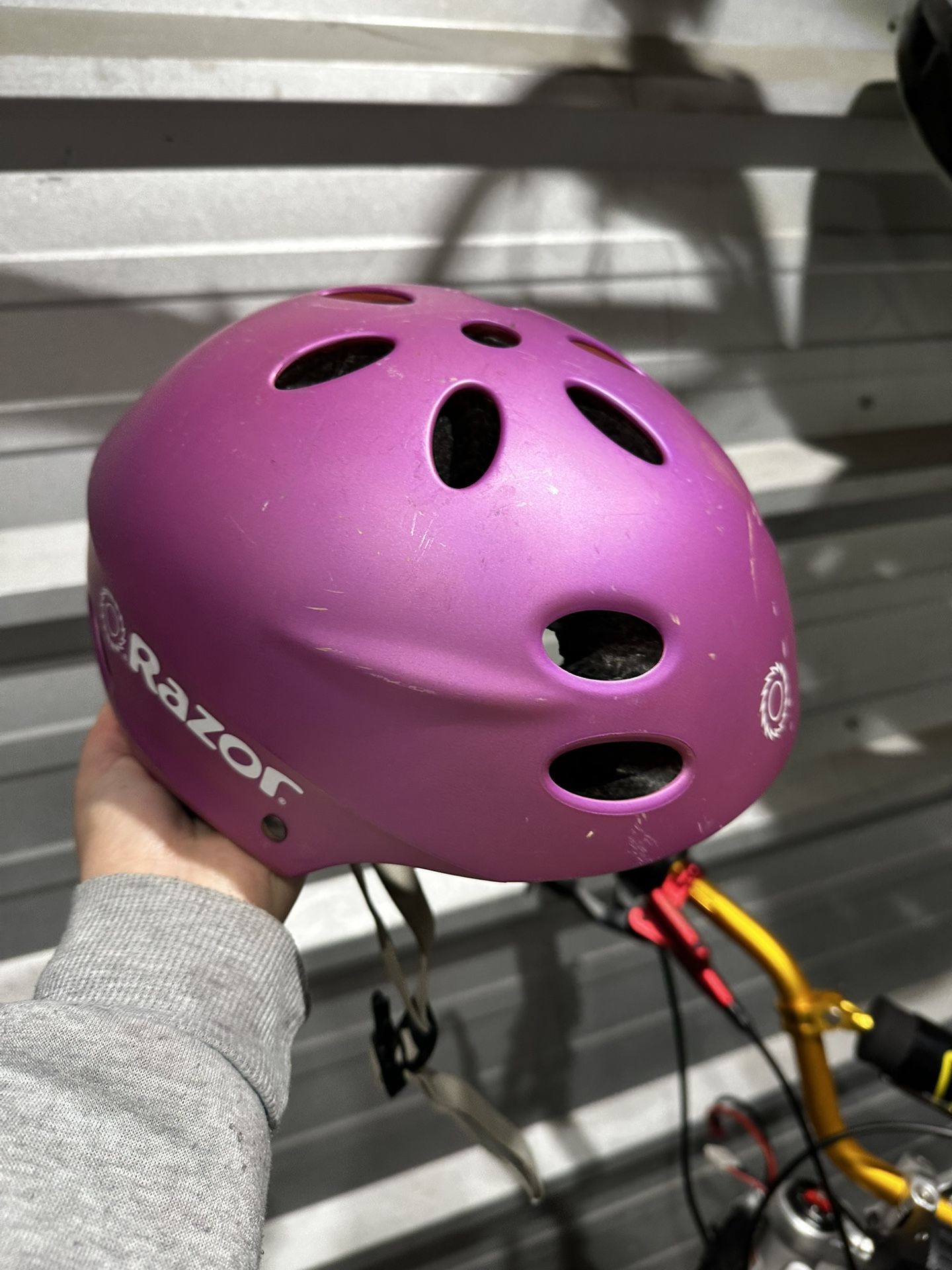 Razor Girl Helmet Size M