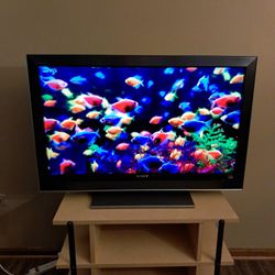 Sony Bravia 40in LCD HDTV