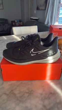 Nike used size 11