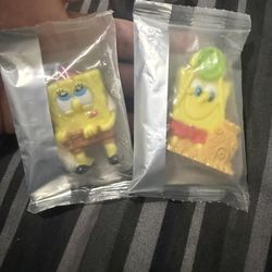 Lot 2 Gen Mills Cereal Toy SpongeBob Squarepants Soakin Up Summer Figures Sealed