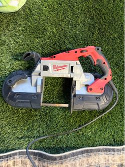 Milwaukee aCorded Deep Cut Band Saw