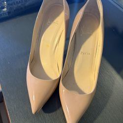 Christian Louboutin Red Bottom 