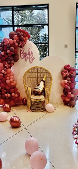 Peacock Chair And Backdrops