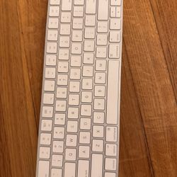 Apple Magic Keyboard