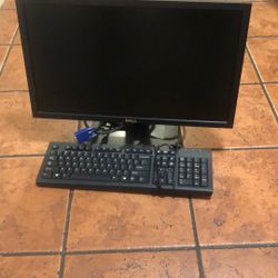 21 Inch Dell Computer Monitor —key Board And Cable