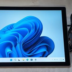 VERY NICE MICROSOFT SURFACE PRO 7+ 7 PLUS WINDOWS TABLET i5 8GB RAM
Windows 11