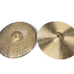 Paiste Signature Traditional Medium Thin 14” Hi Hats 