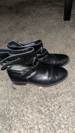 UGG Black Leather Ankle Boots with Buckle Straps