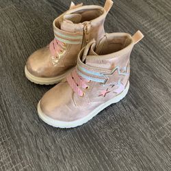 5c shoes/boots