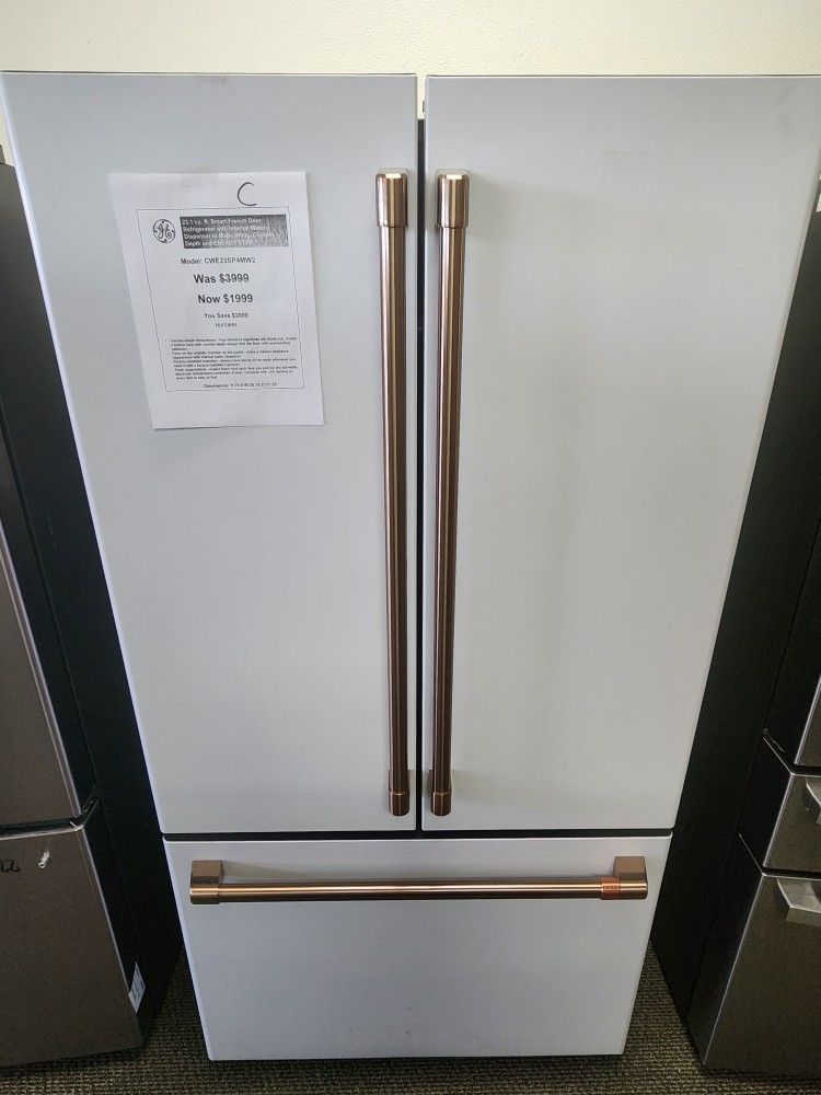 23.1 cu.ft. Smart French Door Refrigerator with Internal Water, Dispenser in Matte White Counter Depth and ENERGY STAR