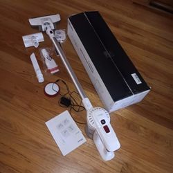Cordless Bagless Vac