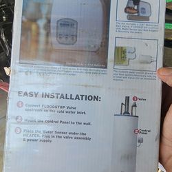 Water heater floodstop
