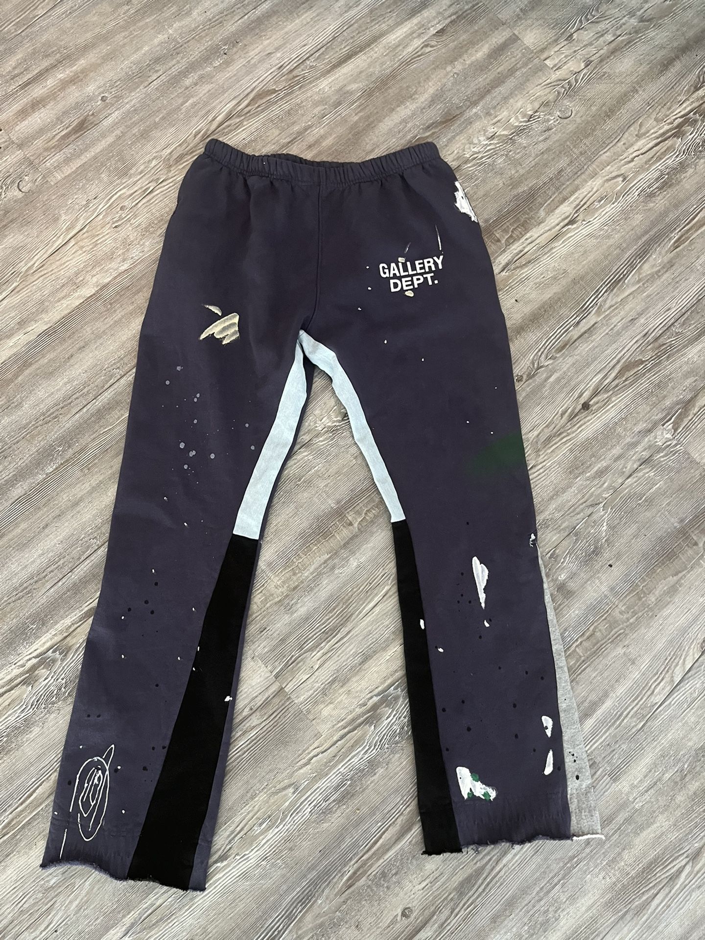 Gallery Dept Sweats Size L