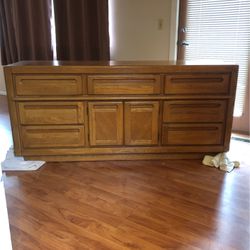 Oak Dresser With Mirror Lots Of Drawers