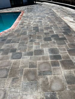 Grama artificial///pavers///rook///more