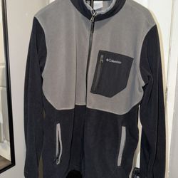 Columbia Sweater 
