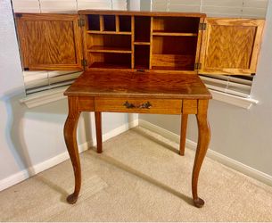 Classic Vintage Solid Oak Secretary desk.