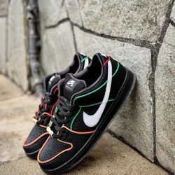 Brand New Nike Sb Dunk Low “ Bronx Girls Skate”