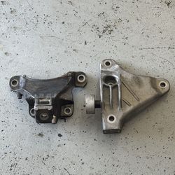 BMW 535i GT (L+R) Motor Mount Brackets