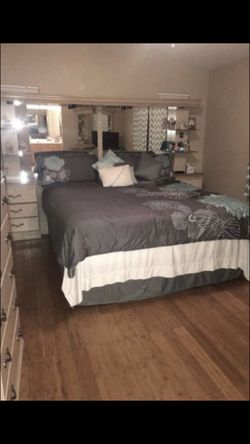 Cal King Bedroom set