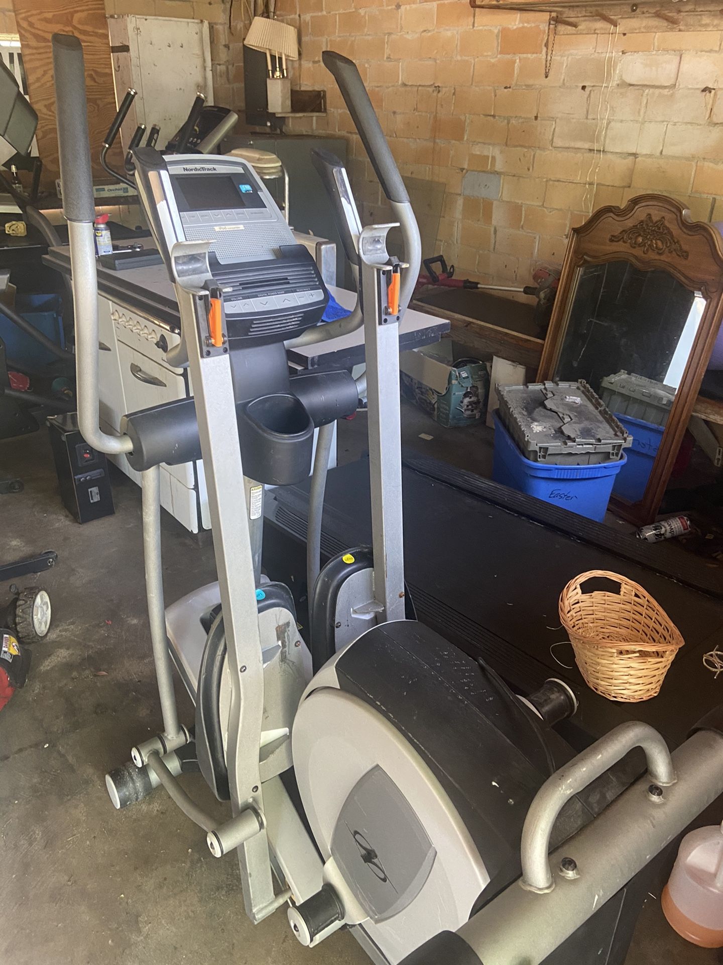 NordicTrack Elliptical. Folds Up. Works Great! 