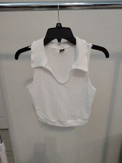 white shein under  cropped vest, size XS , women