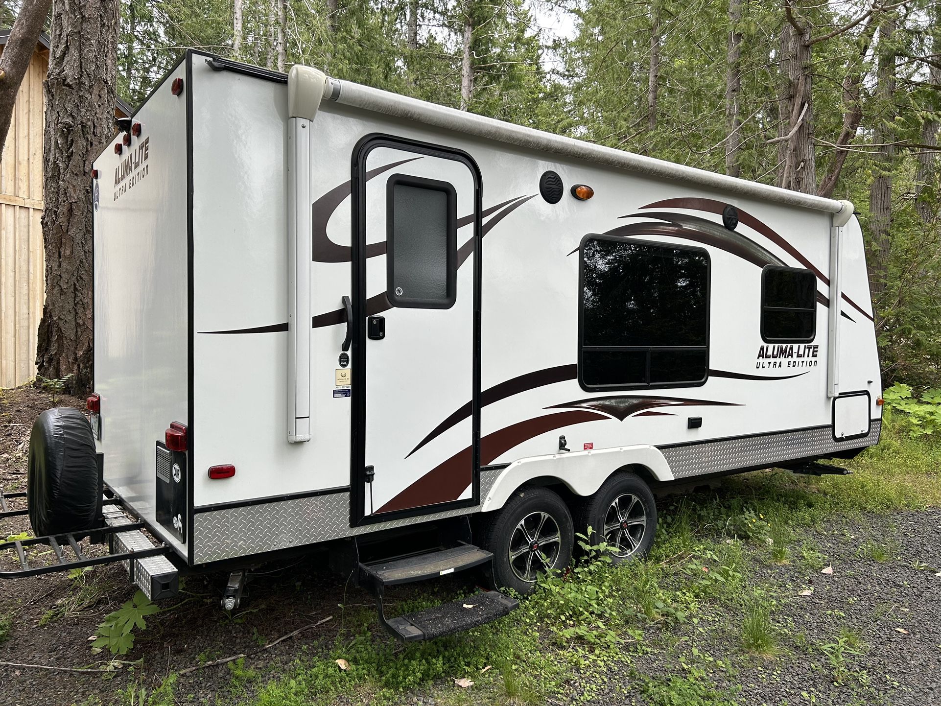 2012 Holiday Rambler Aluma-lite Ultra Edition 207QB