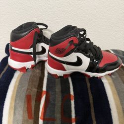 12c Jordan’s 1 Multi sports Cleats