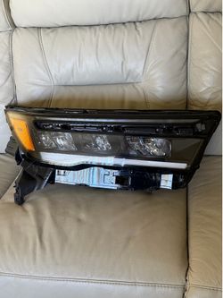 OEM 2023–2025 Honda Pilot LED Headlight RH Passenger Side
