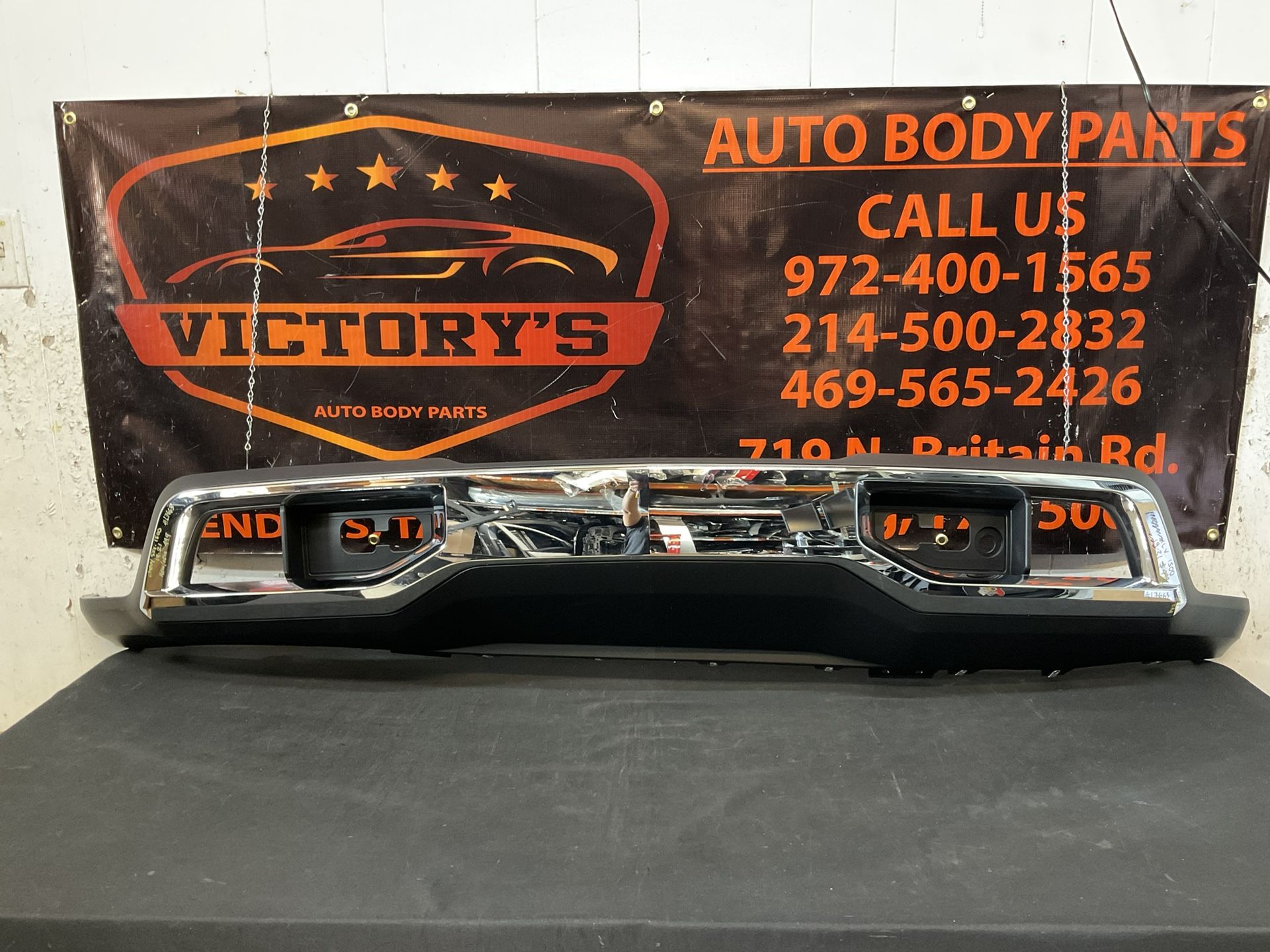 CHEVY SILVERADO 1500 FRONT LOWER VALANCE 2019-2021 WITH CHROME OEM