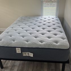 Queen mattress