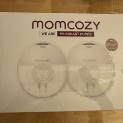 Momcozy Portable Breast Pump M5 Sealed brand New