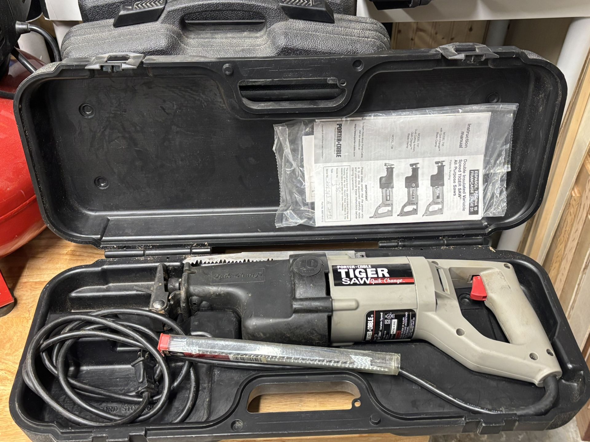 Double Insulated Variable Speed Sawzall