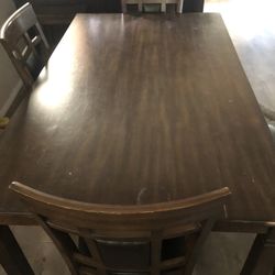 Diner Table With 4 Chairs 