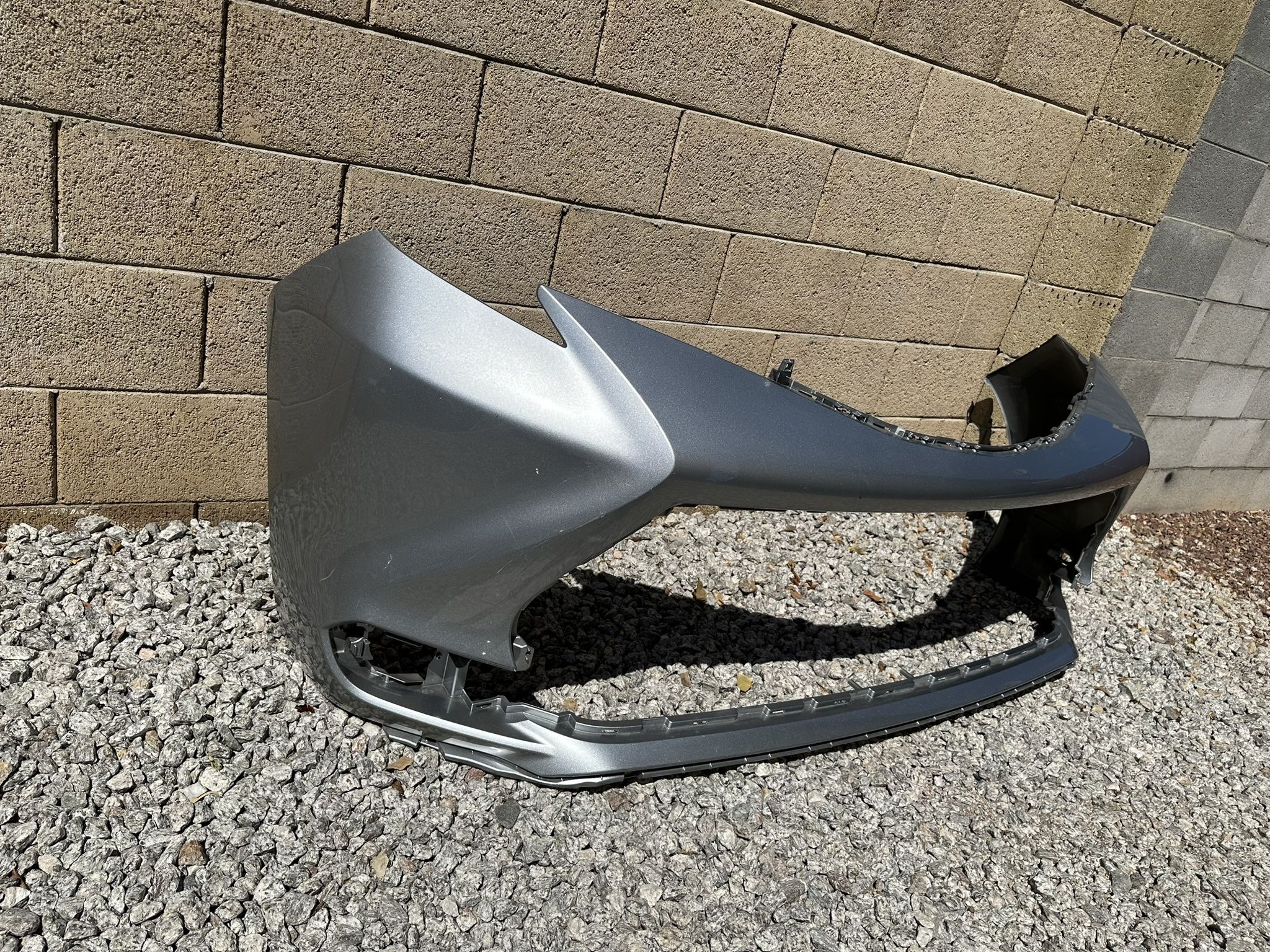 Toyota Sienna Bumper 2021-2024, Toyota Sienna Bumper front, OEM ORIGINAL TOYOTA PART, front bumper Oem 