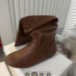 Women Brown Leather Boots 