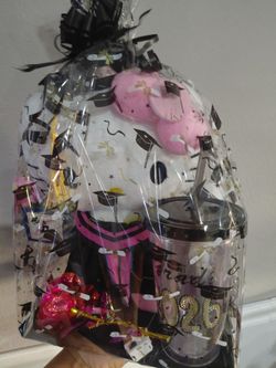 Hello kitty graduation gift