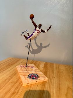 Vince Carter Dunk Figure