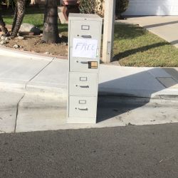 FREE 4 Drawer Filing Cabinet